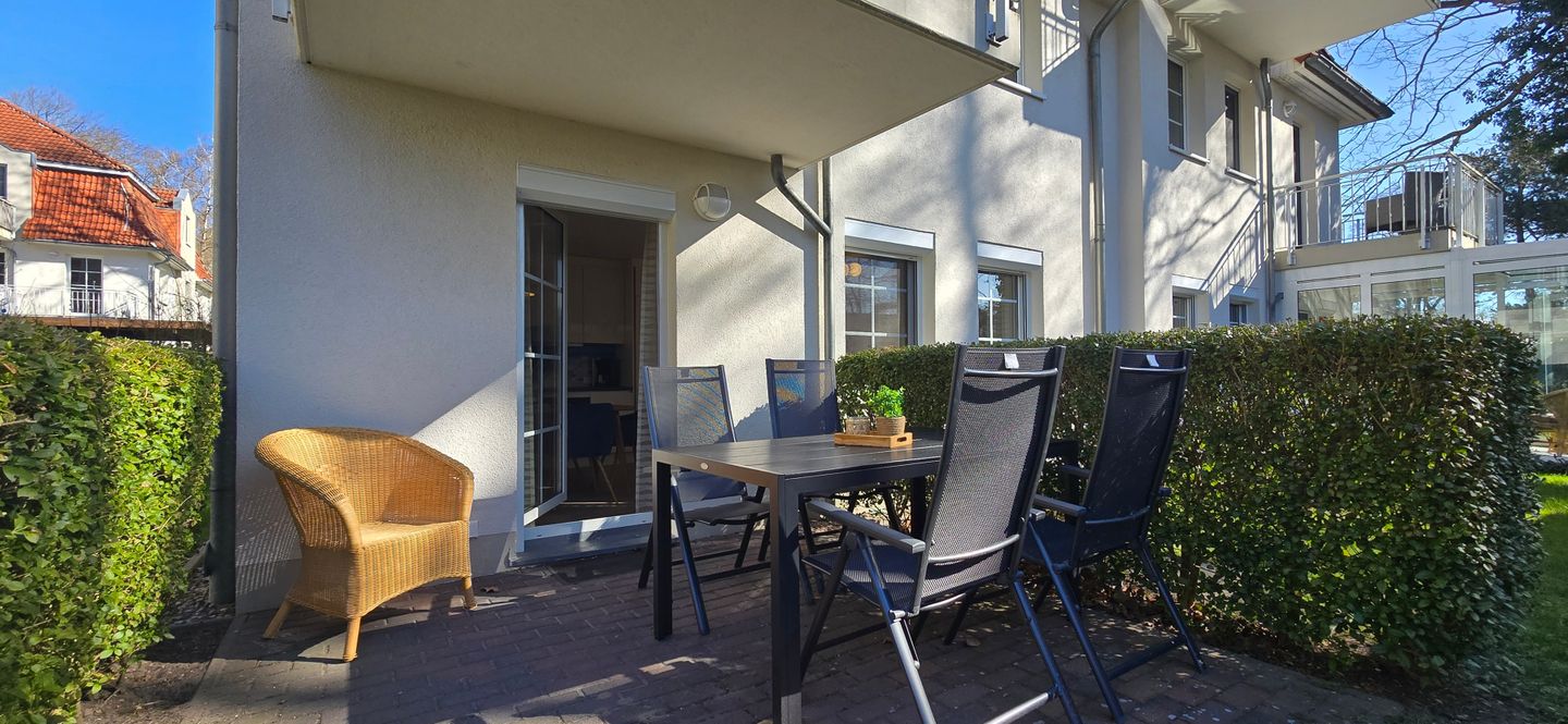  Ferienwohnung U4 "Am Wasserturm" Graal-Müritz - Terrasse