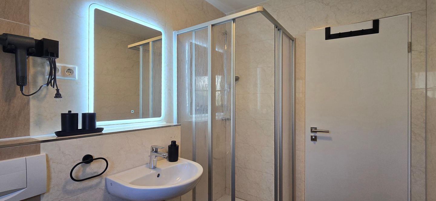  Ferienwohnung U4 "Am Wasserturm" Graal-Müritz - Badezimmer