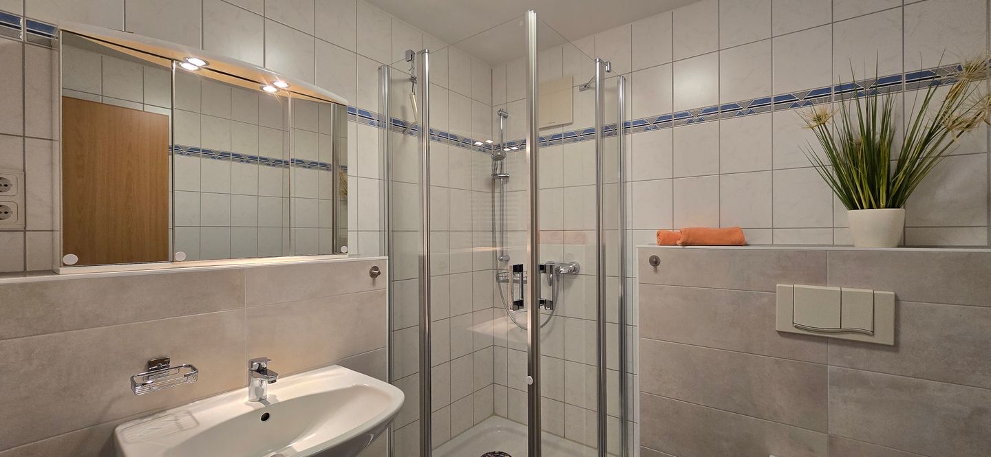  Ferienwohnung i1 Graal-Müritz - Badezimmer