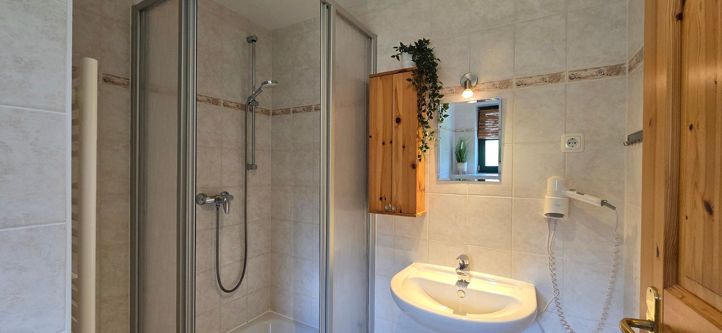  Ferienwohnung FR9 "Luise" Graal-Müritz - Badezimmer