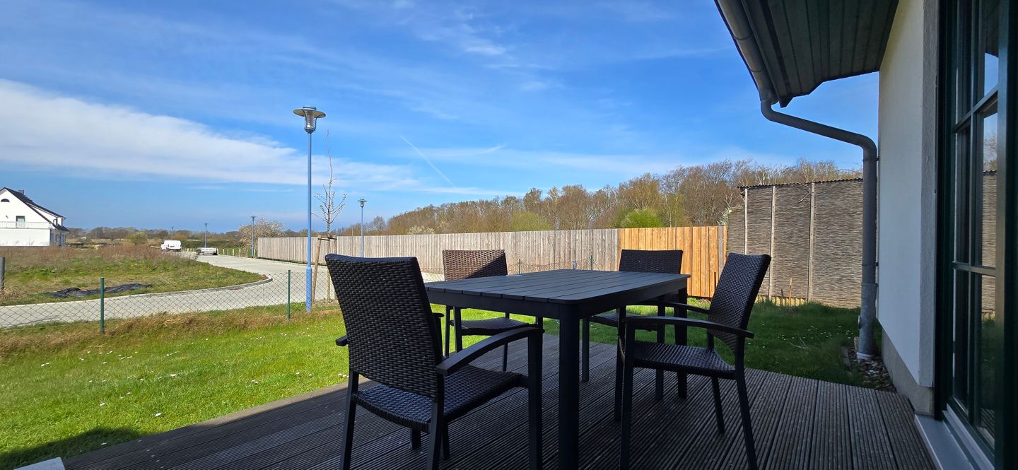  Ferienwohnung FR9 "Luise" Graal-Müritz - Terrasse