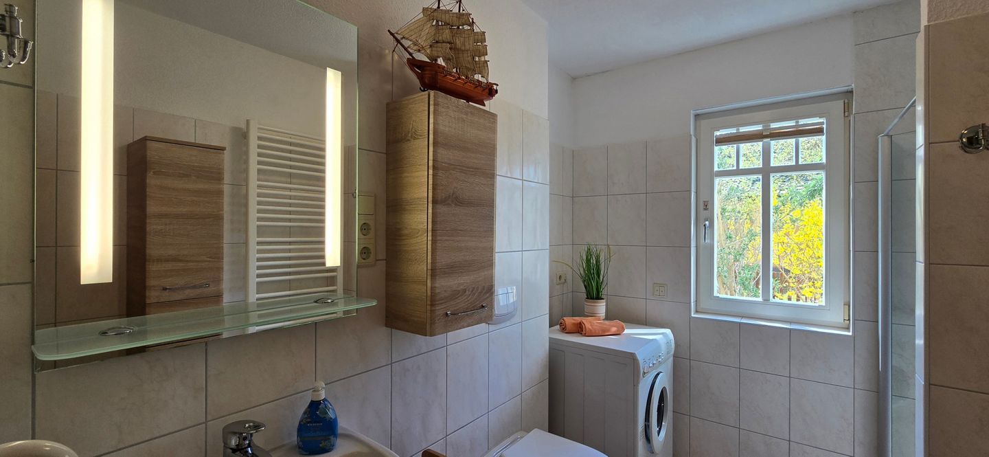  Ferienwohnung B7 Graal-Müritz - Badezimmer