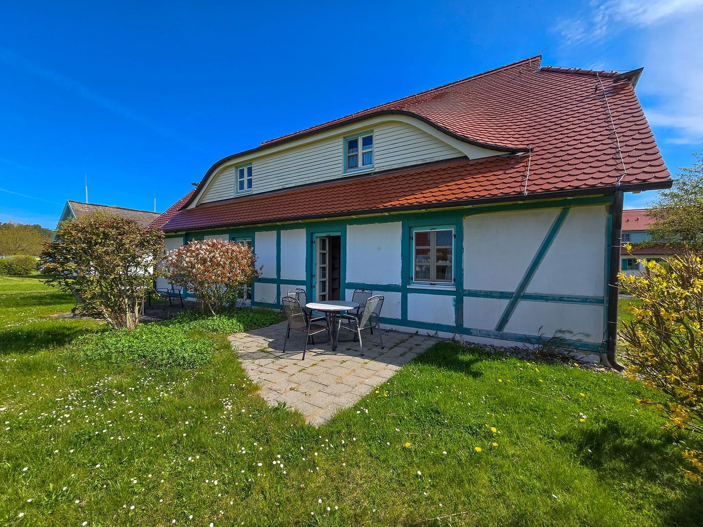 Feriendorf Rugana Klassik Ferienwohnung mit 1 Schlafzimmern und Terrasse (D29) Insel Rügen - Hauptansicht