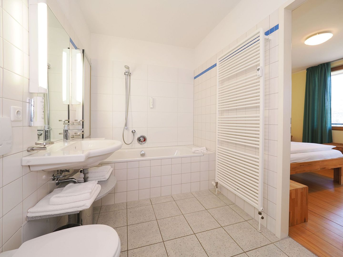 Kaiservillen Heringsdorf Ferienwohnung mit 1 Schlafzimmer und Balkon (D134) Insel Usedom - Badezimmer