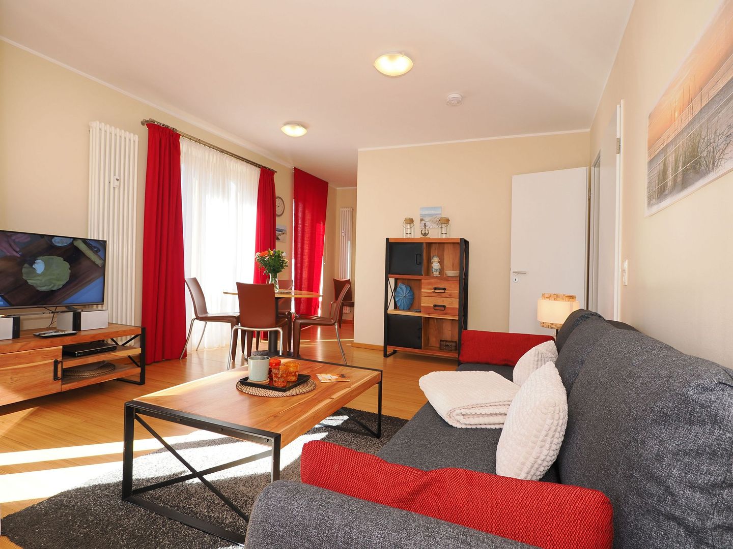 Kaiservillen Heringsdorf Ferienwohnung mit 1 Schlafzimmer und Balkon (D224) Insel Usedom - Wohnzimmer