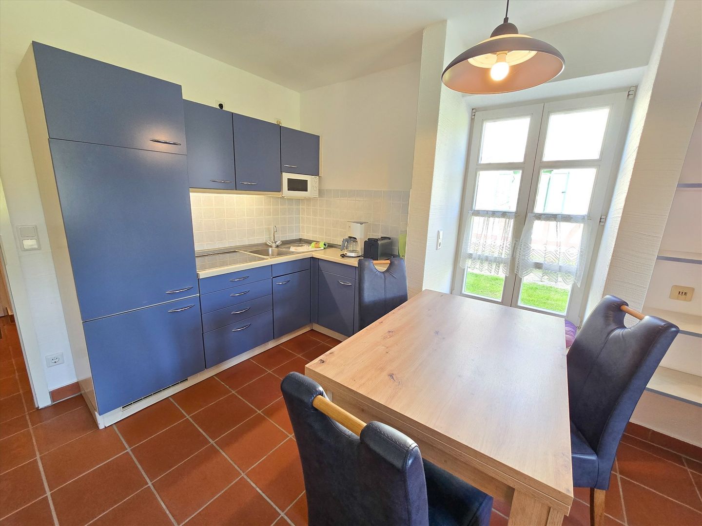 Feriendorf Rugana Klassik 1-Raum Ferienwohnung mit Terrasse (C12) Insel Rügen - Küche / Küchenzeile