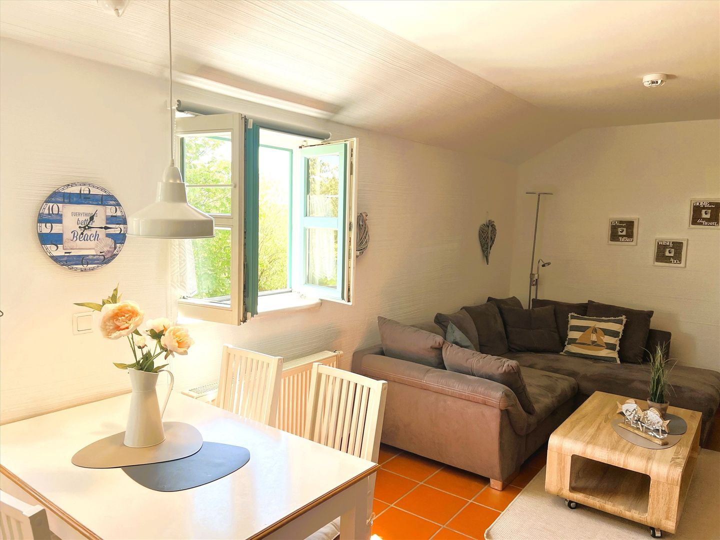 Feriendorf Rugana Klassik Ferienwohnung mit 1 Schlafzimmer (D44) Insel Rügen - Wohnzimmer