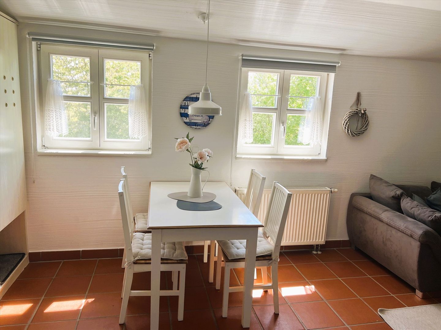 Feriendorf Rugana Klassik Ferienwohnung mit 1 Schlafzimmer (D44) Insel Rügen - Wohnzimmer