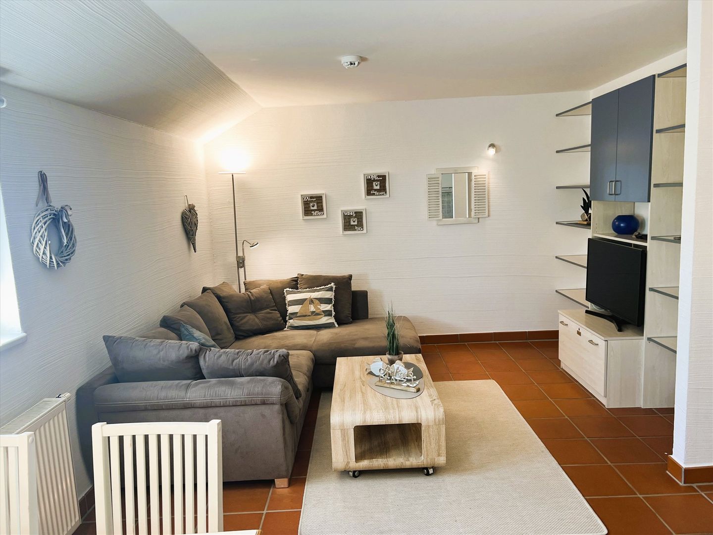 Feriendorf Rugana Klassik Ferienwohnung mit 1 Schlafzimmer (D44) Insel Rügen - Wohnzimmer