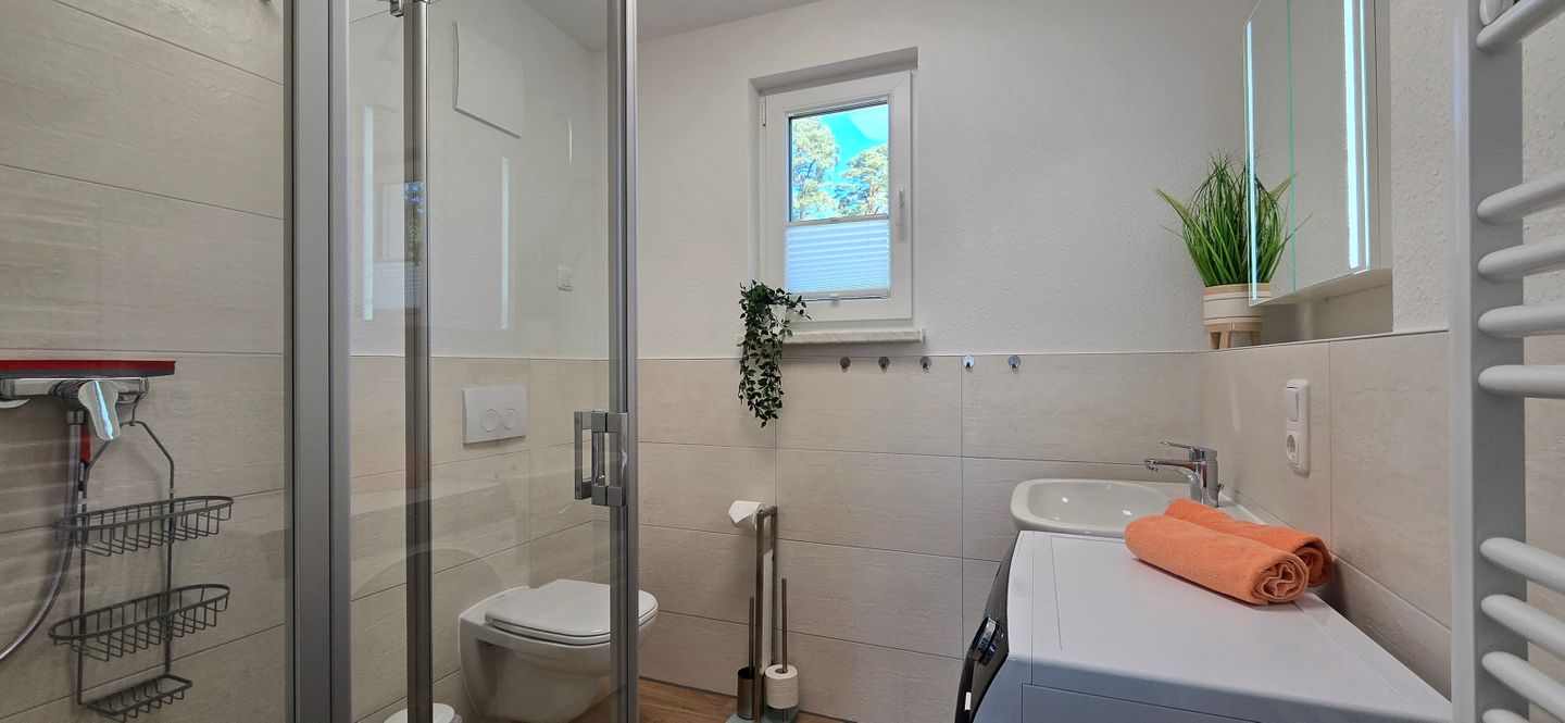  Ferienwohnung KWi 12 OG-"Sonnenschein" Graal-Müritz Küstenwald - Badezimmer