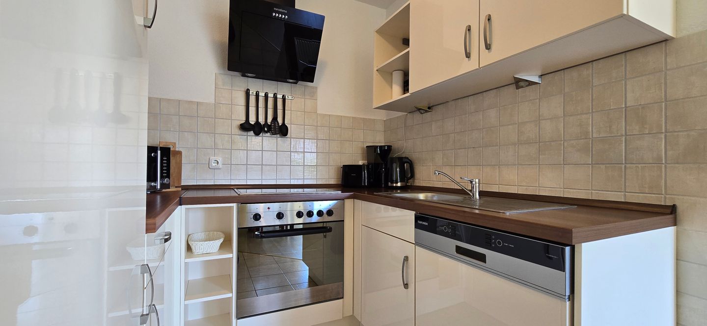  Ferienwohnung KK28 Graal-Müritz - Küche / Küchenzeile