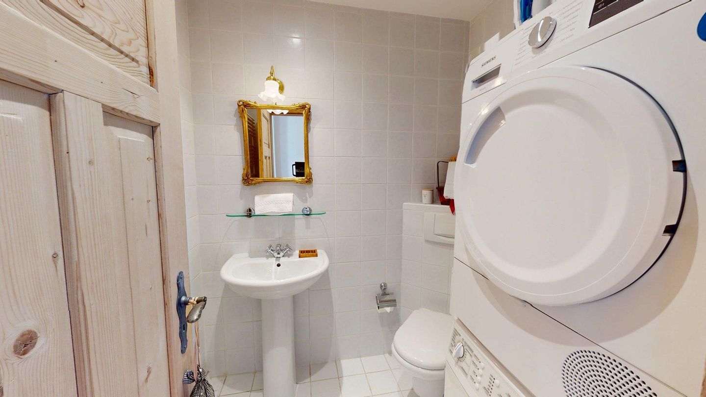 Picture 16 Picture 16