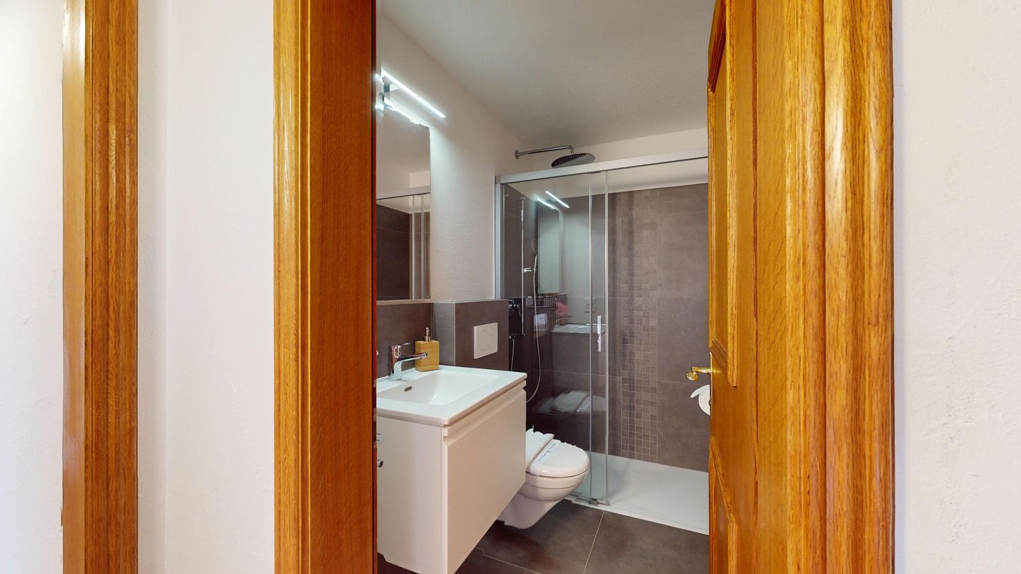 Picture 15 Picture 15