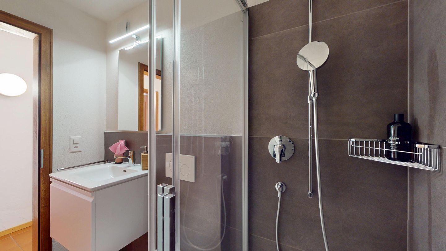 Picture 17 Picture 17