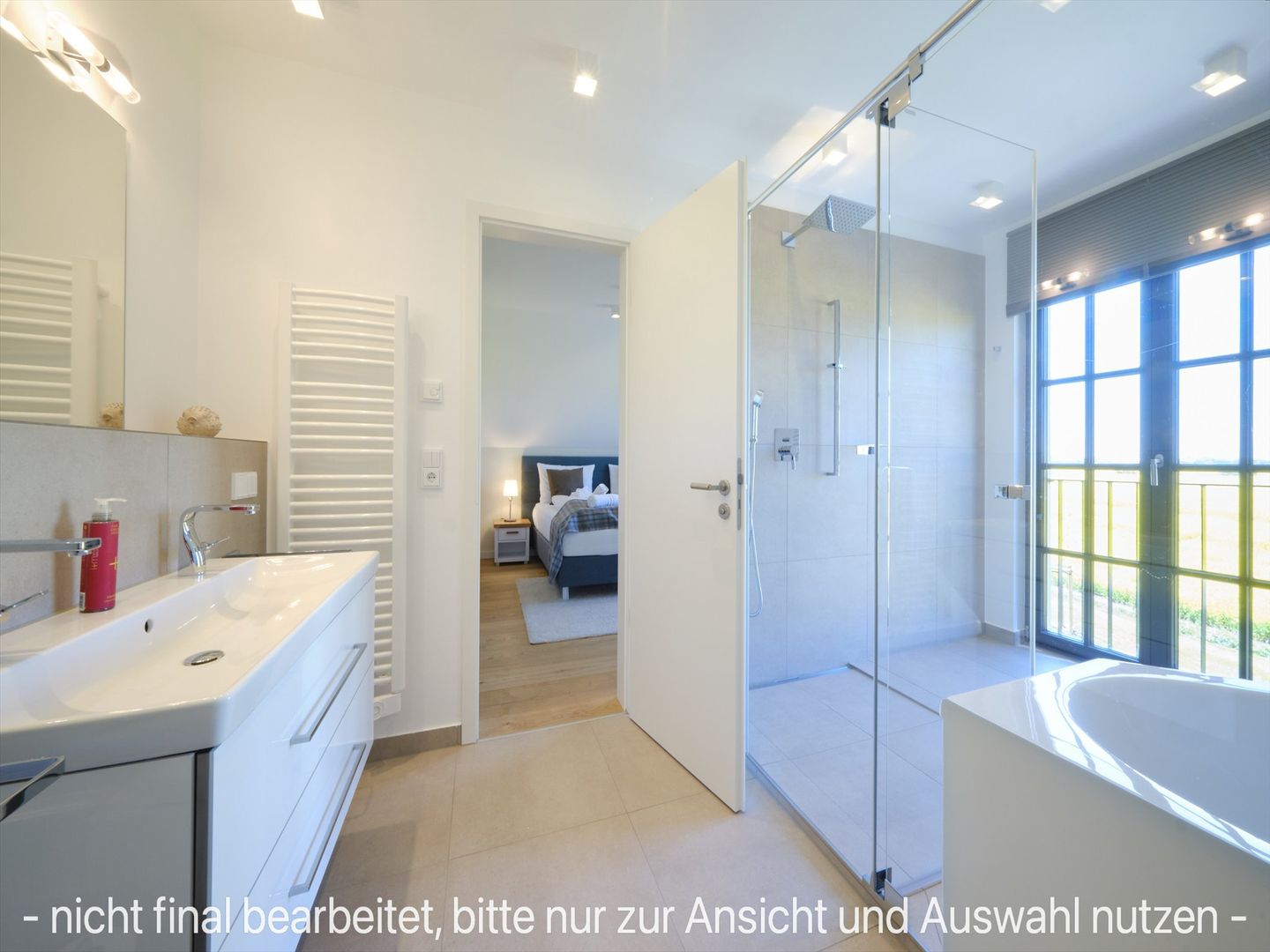 LuxusPlus Reetdachvilla mit 4 Schlafzimmern, Sauna und Kamin (G10) - Badezimmer
