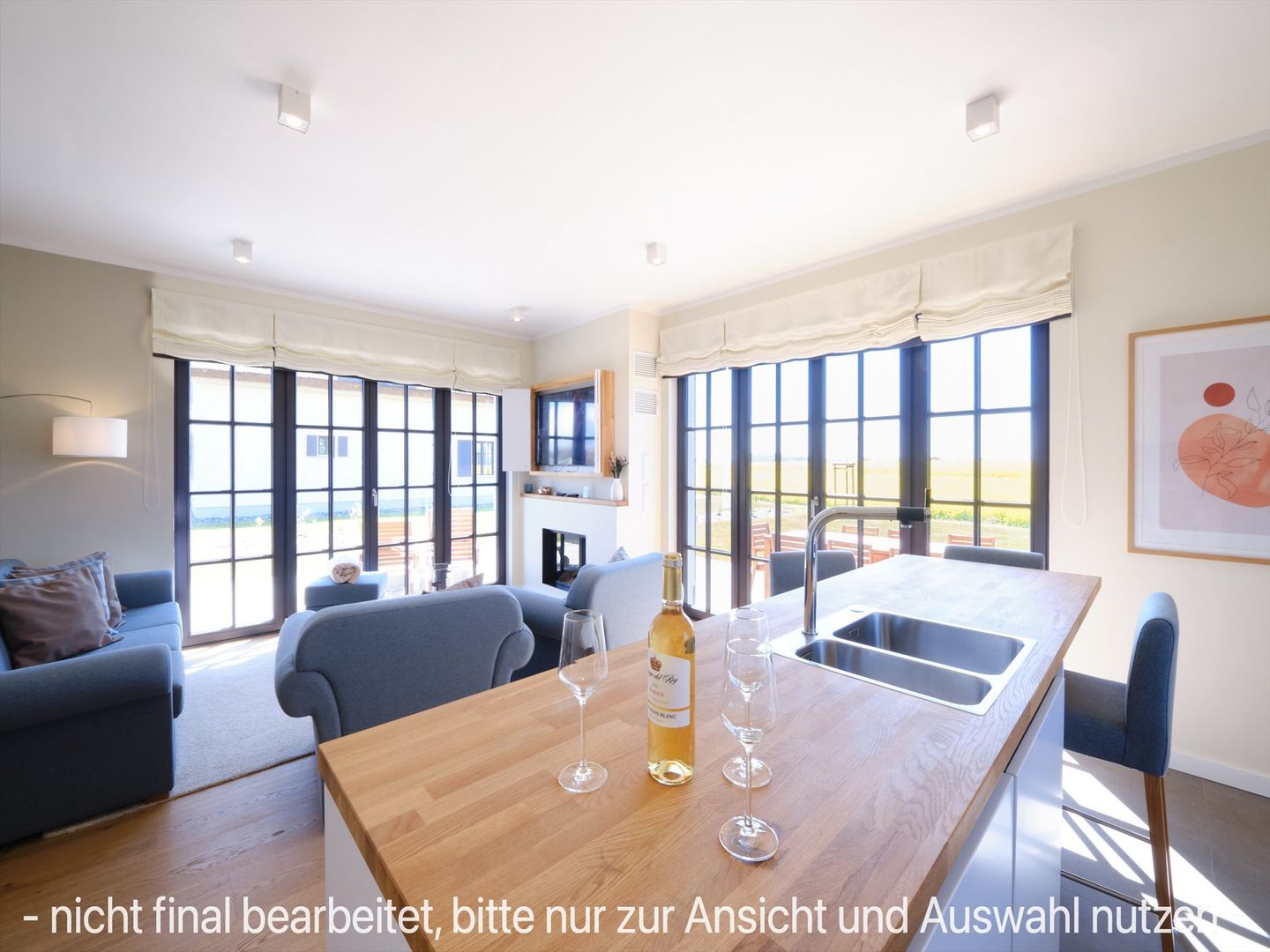 LuxusPlus Reetdachvilla mit 4 Schlafzimmern, Sauna und Kamin (G10) - Küche / Küchenzeile