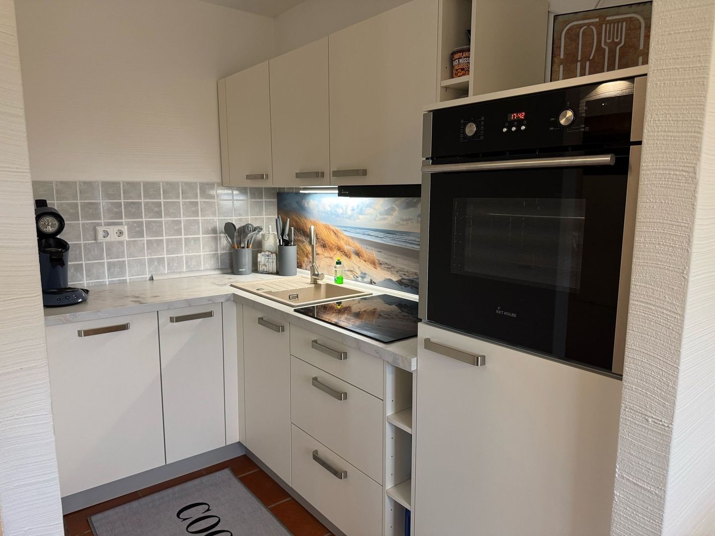 Feriendorf Rugana Komfortplus Ferienwohnung mit 1 Schlafzimmer (C31) Insel Rügen - Küche / Küchenzeile