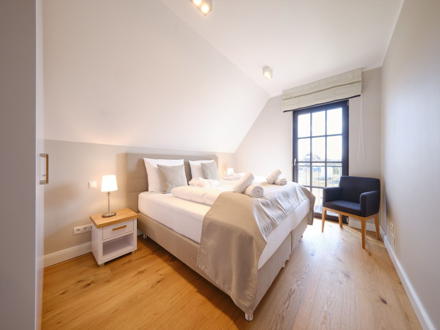 LuxusPlus Reetdachvilla mit 4 Schlafzimmern, Sauna und Kamin (G11) - Schlafzimmer