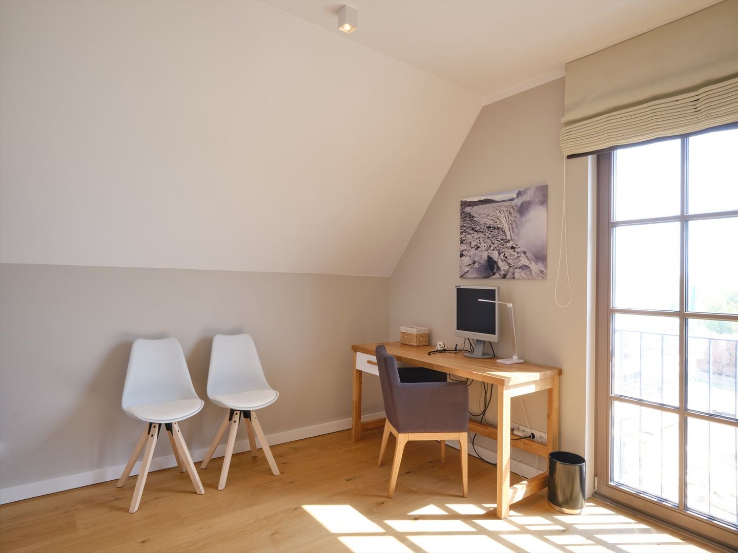 Premium Reetdachvilla mit 3 Schlafzimmern, Sauna und Kamin (H11) - Wohnzimmer