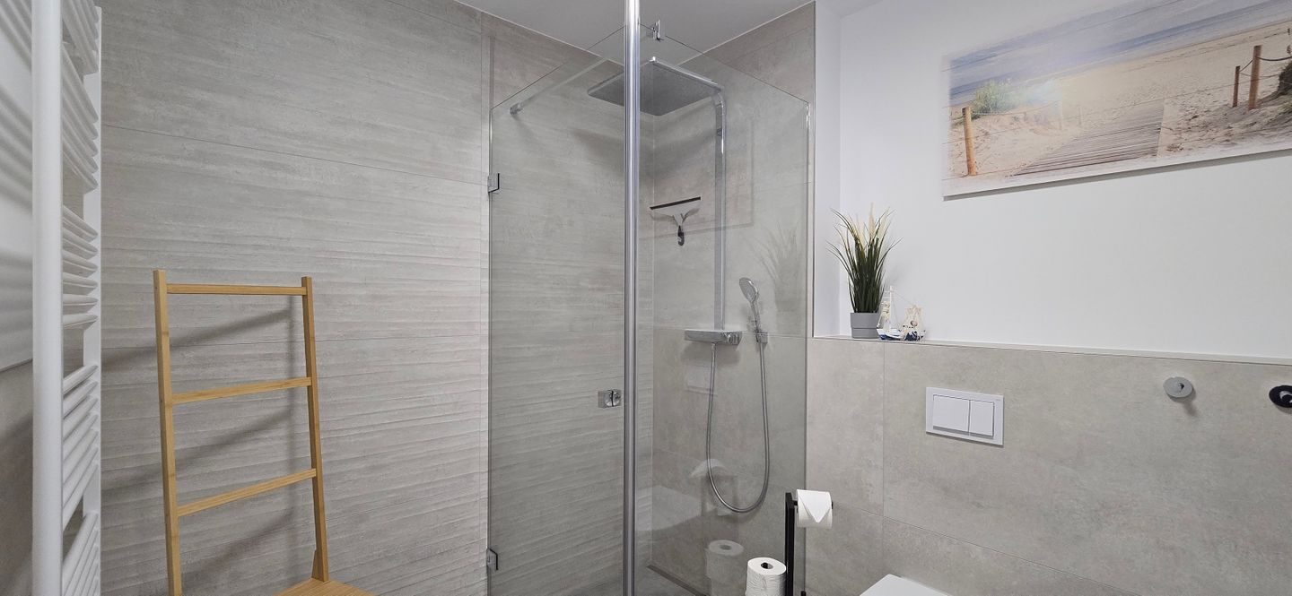  Ferienwohnung i10 "Am Strand mit Arbeitsplatz" Graal-Müritz - Badezimmer