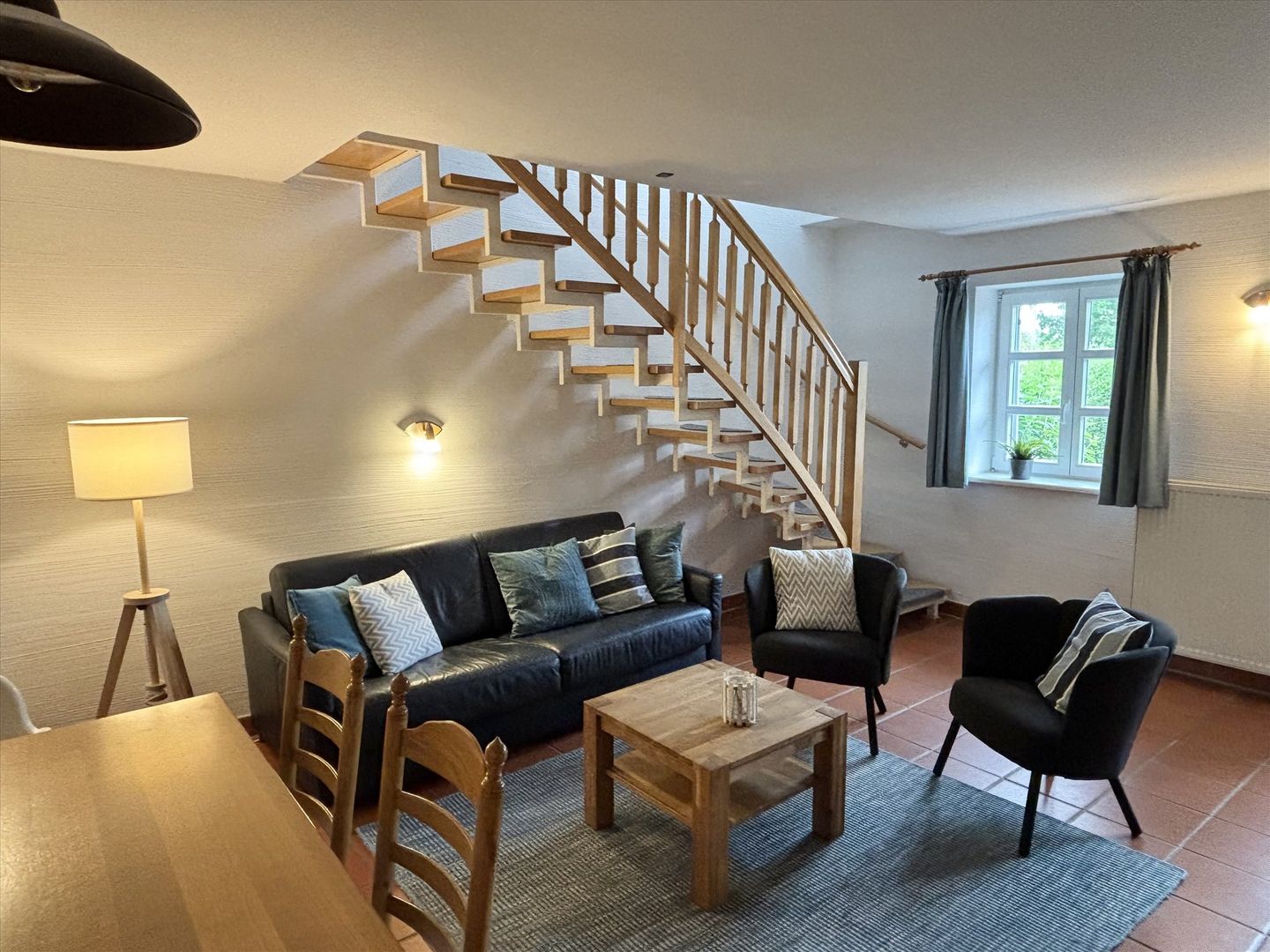 Feriendorf Rugana Klassik Ferienwohnung mit 2 Schlafzimmern und Terrasse (C53) Insel Rügen - Wohnzimmer