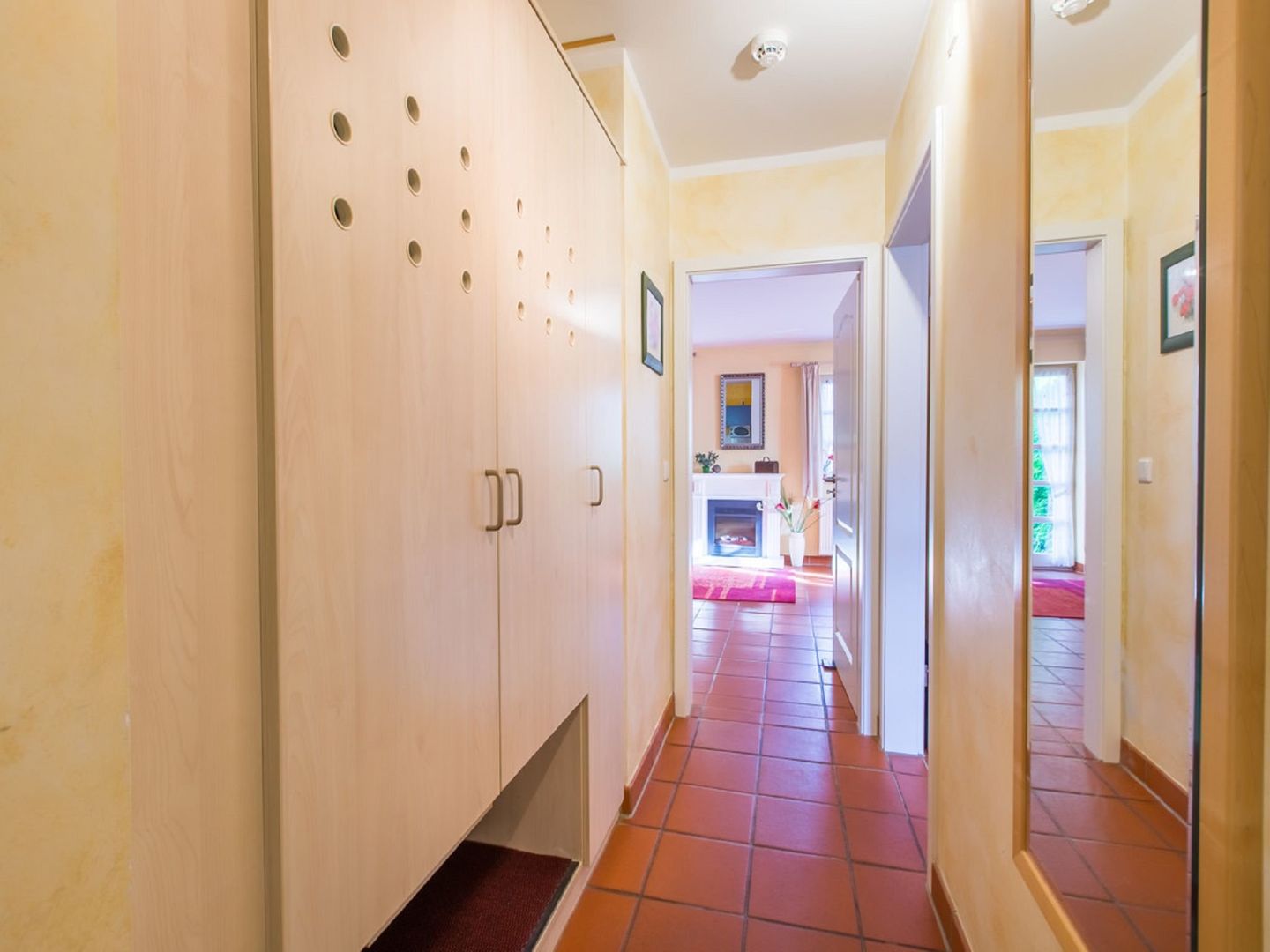 Feriendorf Rugana Klassik Ferienwohnung mit 1 Schlafzimmer und Terrasse (A43) Insel Rügen - Empfang