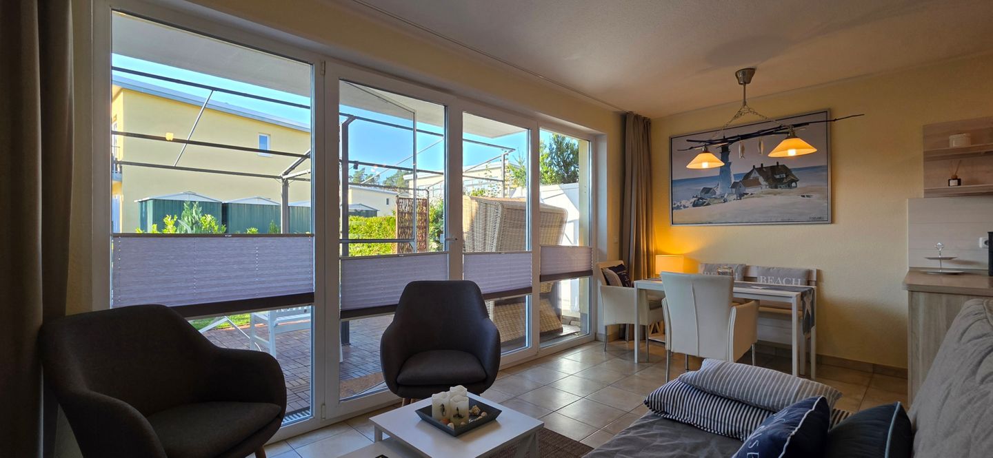  Ferienwohnung KWi 66 EG Graal-Müritz Küstenwald - Wohnzimmer