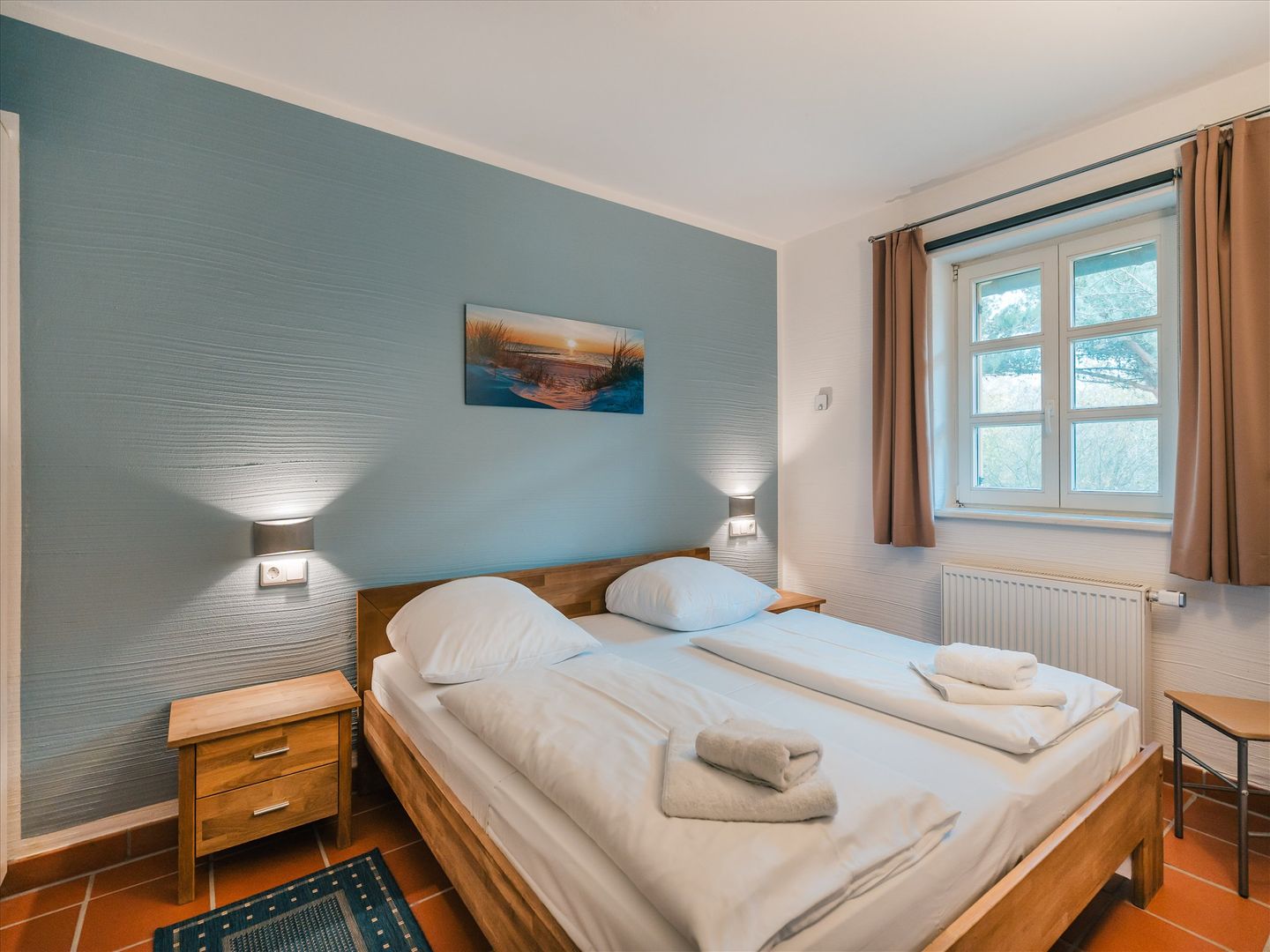 Feriendorf Rugana Komfortplus Ferienwohnung mit 1 Schlafzimmern und Terrasse (A21) Insel Rügen - Schlafzimmer