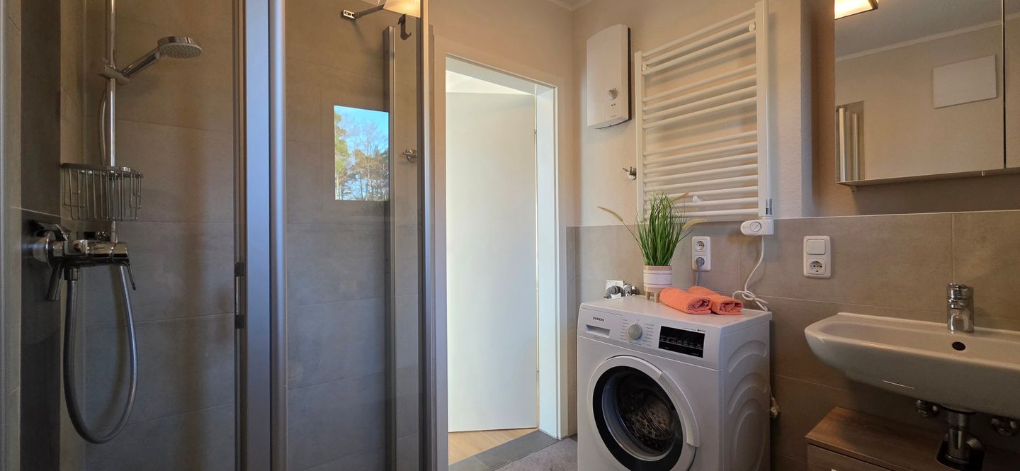  Ferienwohnung KWi 09 OG "Ostseezauber" Graal-Müritz Küstenwald - Badezimmer