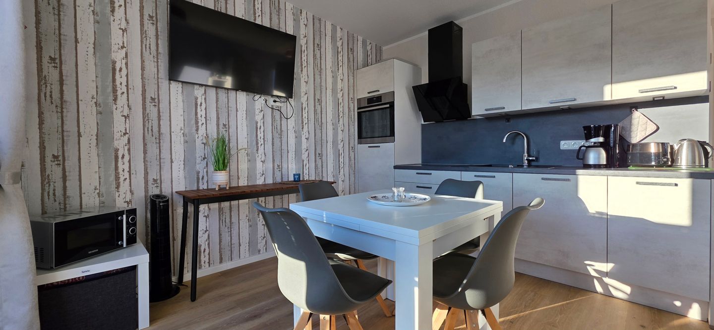  Ferienwohnung KWi 09 OG "Ostseezauber" Graal-Müritz Küstenwald - Küche / Küchenzeile