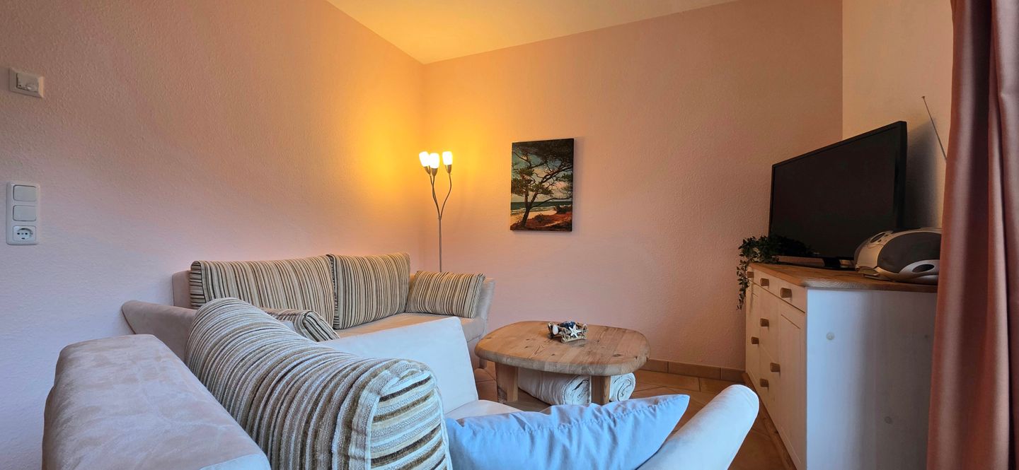  Ferienwohnung KWF-7a EG Graal-Müritz Küstenwald - Wohnzimmer