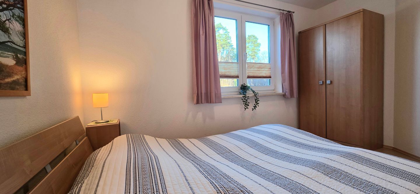  Ferienwohnung KWF6bEG Graal-Müritz Küstenwald - Schlafzimmer