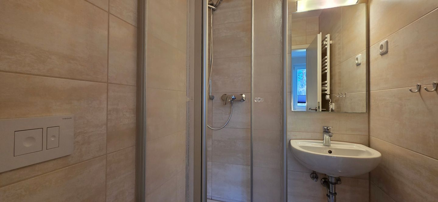  Ferienwohnung KWF3aOG Graal-Müritz Küstenwald - Gäste-WC