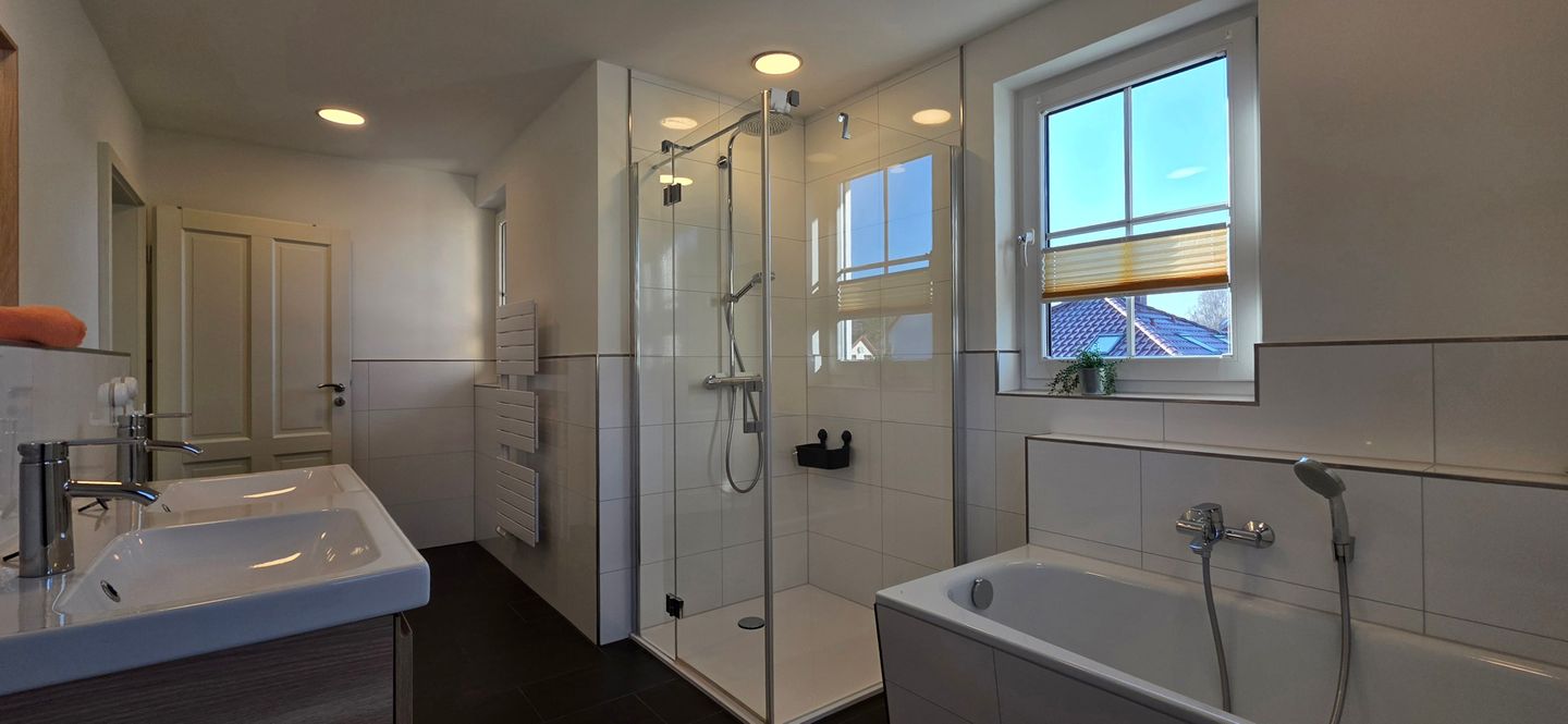  Ferienhaus FH26 Graal-Müritz - Badezimmer