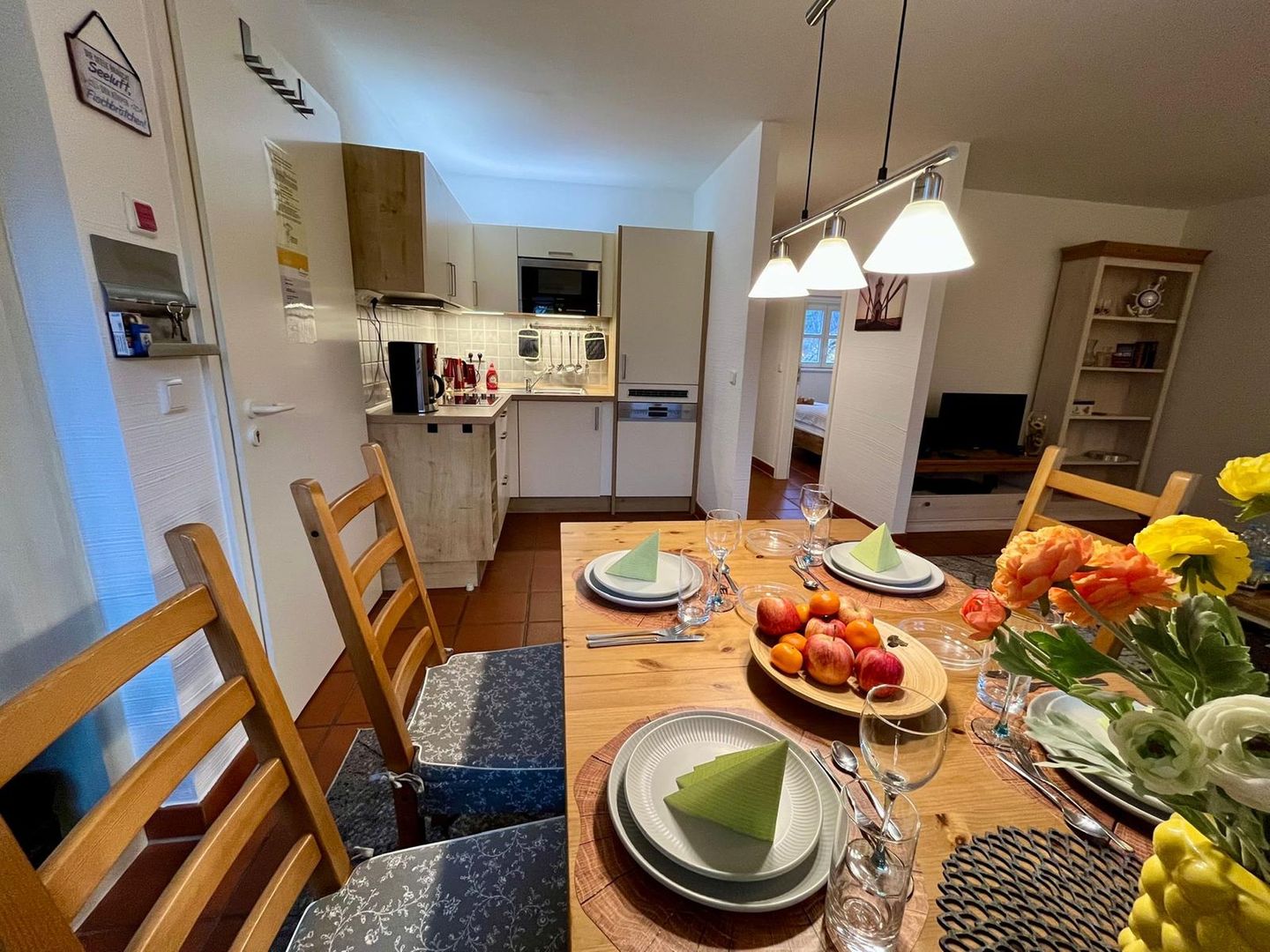 Feriendorf Rugana Komfortplus Ferienwohnung mit 1 Schlafzimmer (A04) Insel Rügen - Wohnzimmer