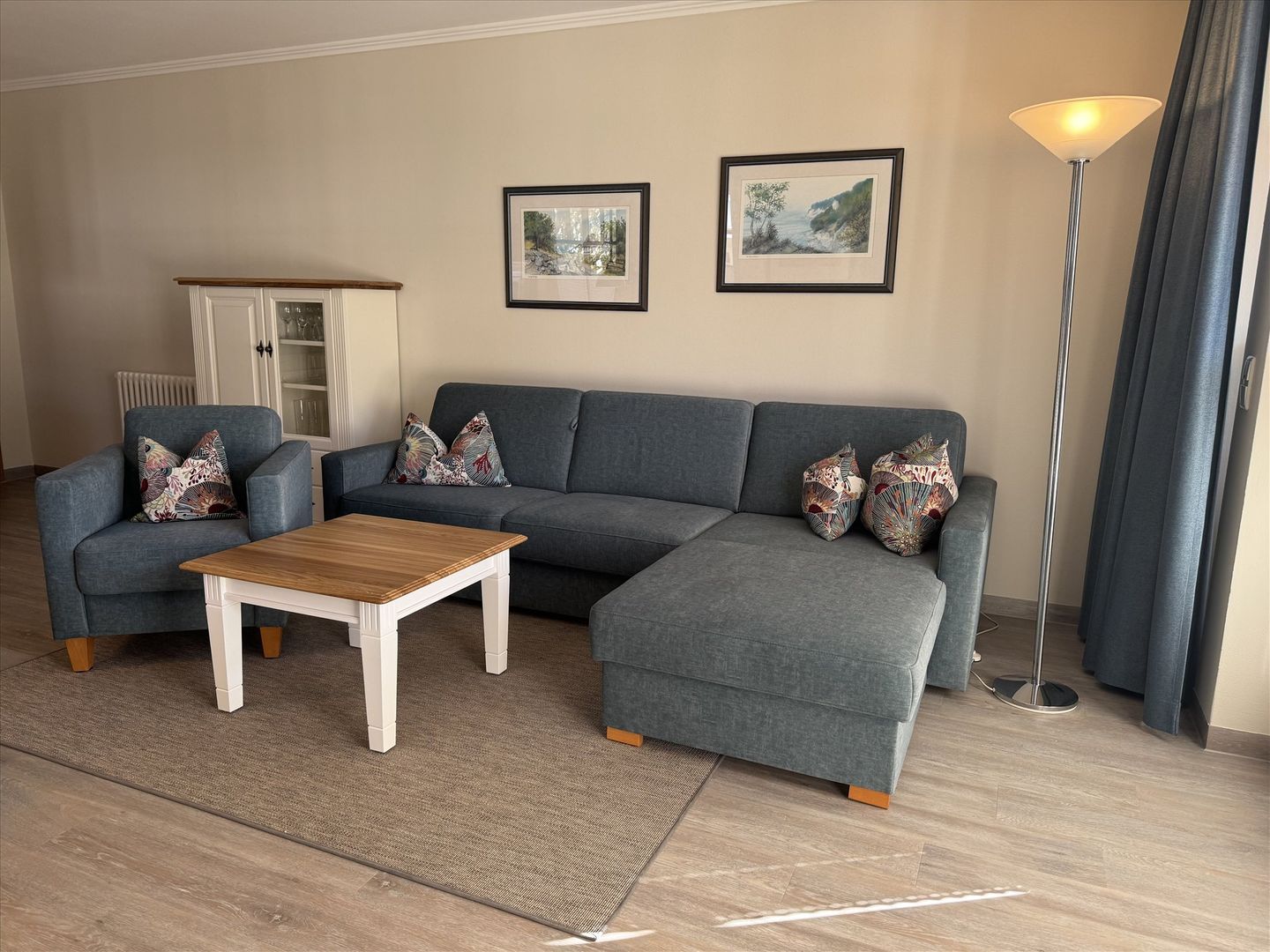 Dünenpark Binz Komfort Ferienwohnung mit 1 Schlafzimmer und Terrasse im Erdgeschoss (285) Insel Rügen - Wohnzimmer