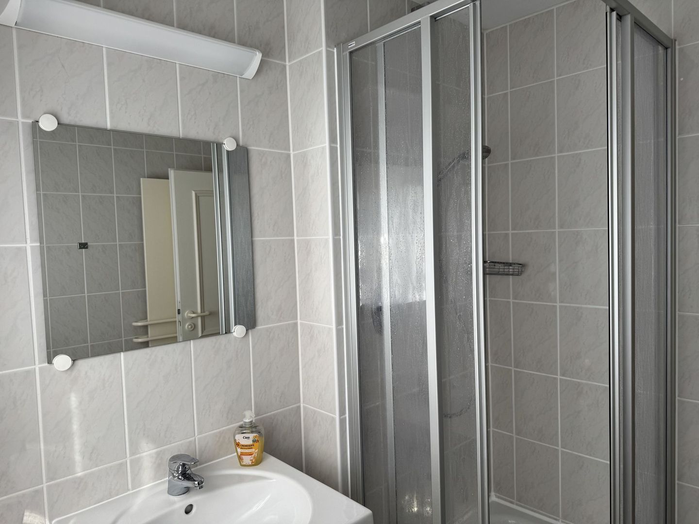 Feriendorf Rugana Klassik Ferienwohnung mit 1 Schlafzimmer (A34) Insel Rügen - Schlafzimmer