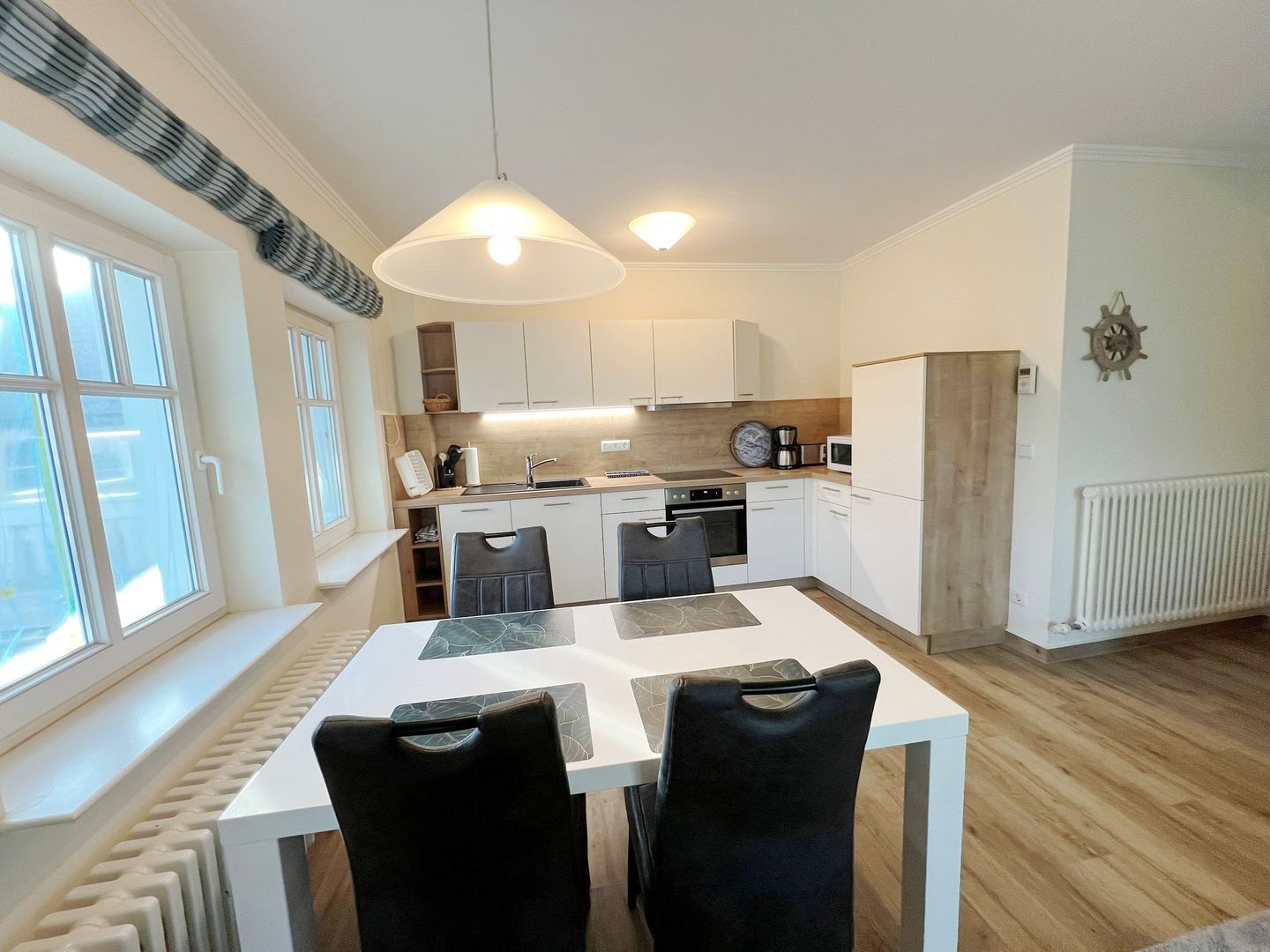 Dünenpark Binz Komfortplus Ferienwohnung mit 1 Schlafzimmer und Balkon im Dachgeschoss (148) Insel Rügen - Küche / Küchenzeile