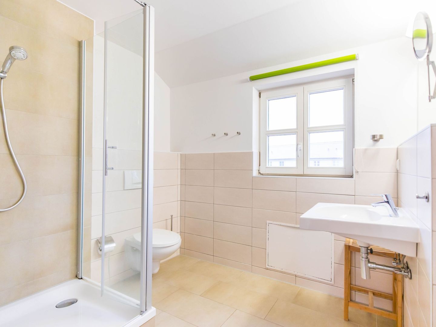 Feriendorf Rugana Komfortplus Ferienwohnung mit 1 Schlafzimmer (D27) Insel Rügen - Badezimmer