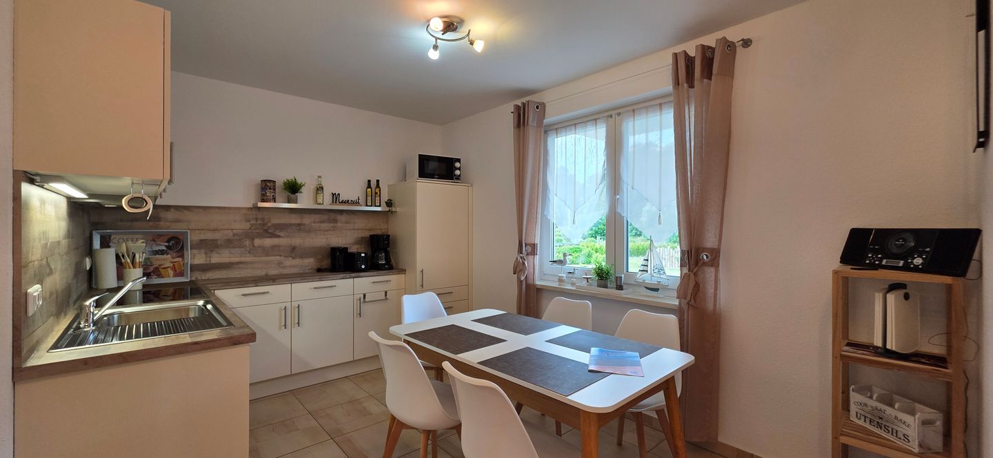  Ferienwohnung KWE 1 OG "MeerZeit" Graal-Müritz Küstenwald - Küche / Küchenzeile