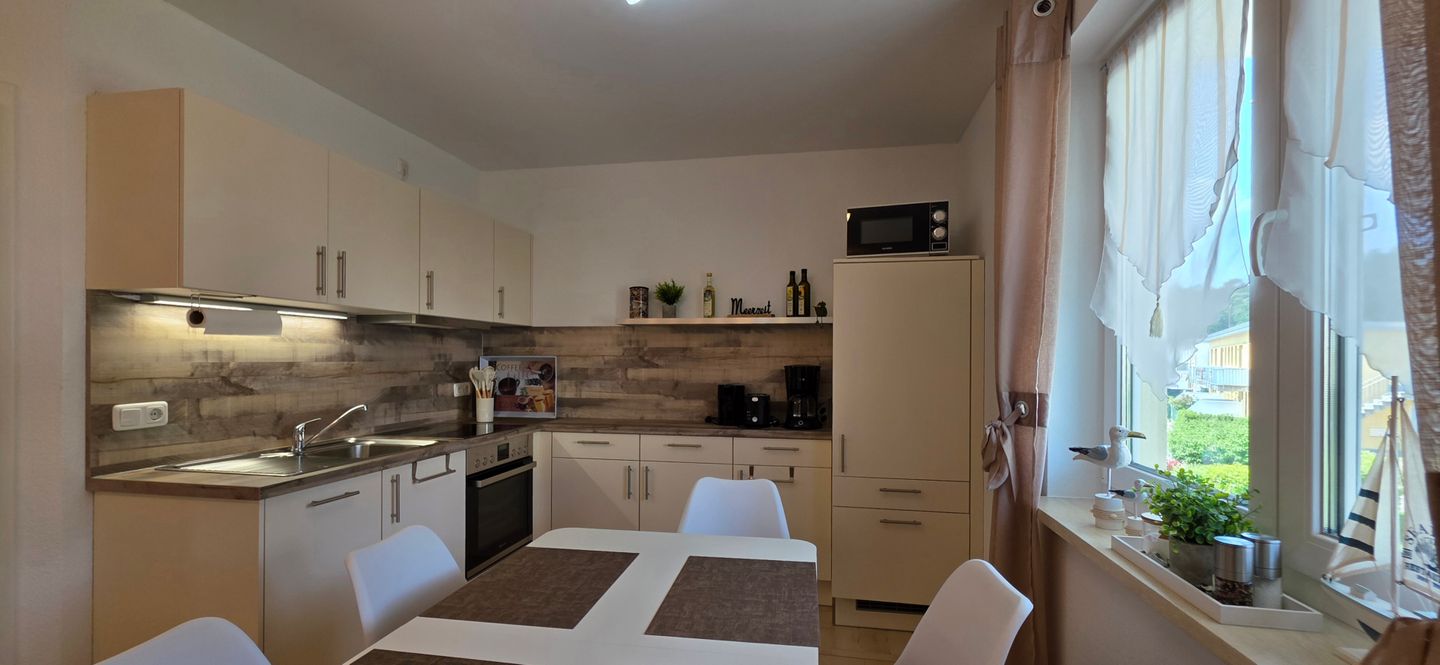  Ferienwohnung KWE 1 OG "MeerZeit" Graal-Müritz Küstenwald - Küche / Küchenzeile