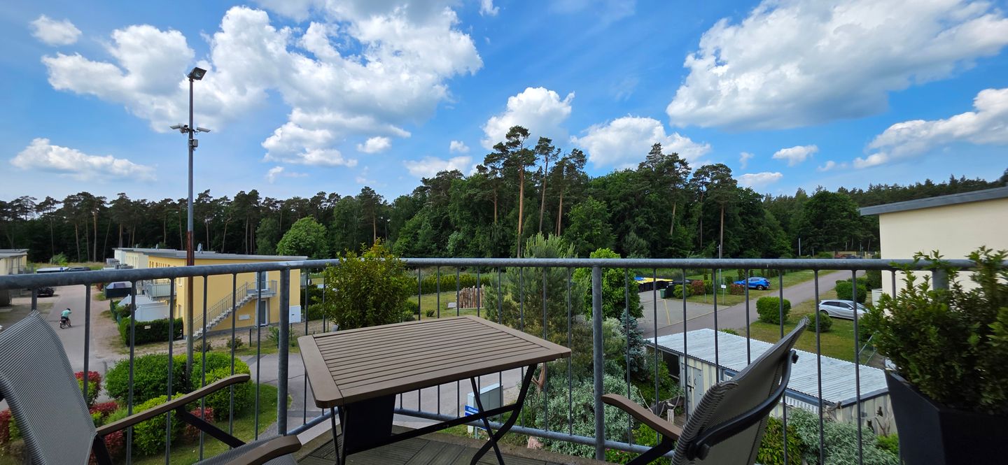  Ferienwohnung KWE 1 OG "MeerZeit" Graal-Müritz Küstenwald - Balkon