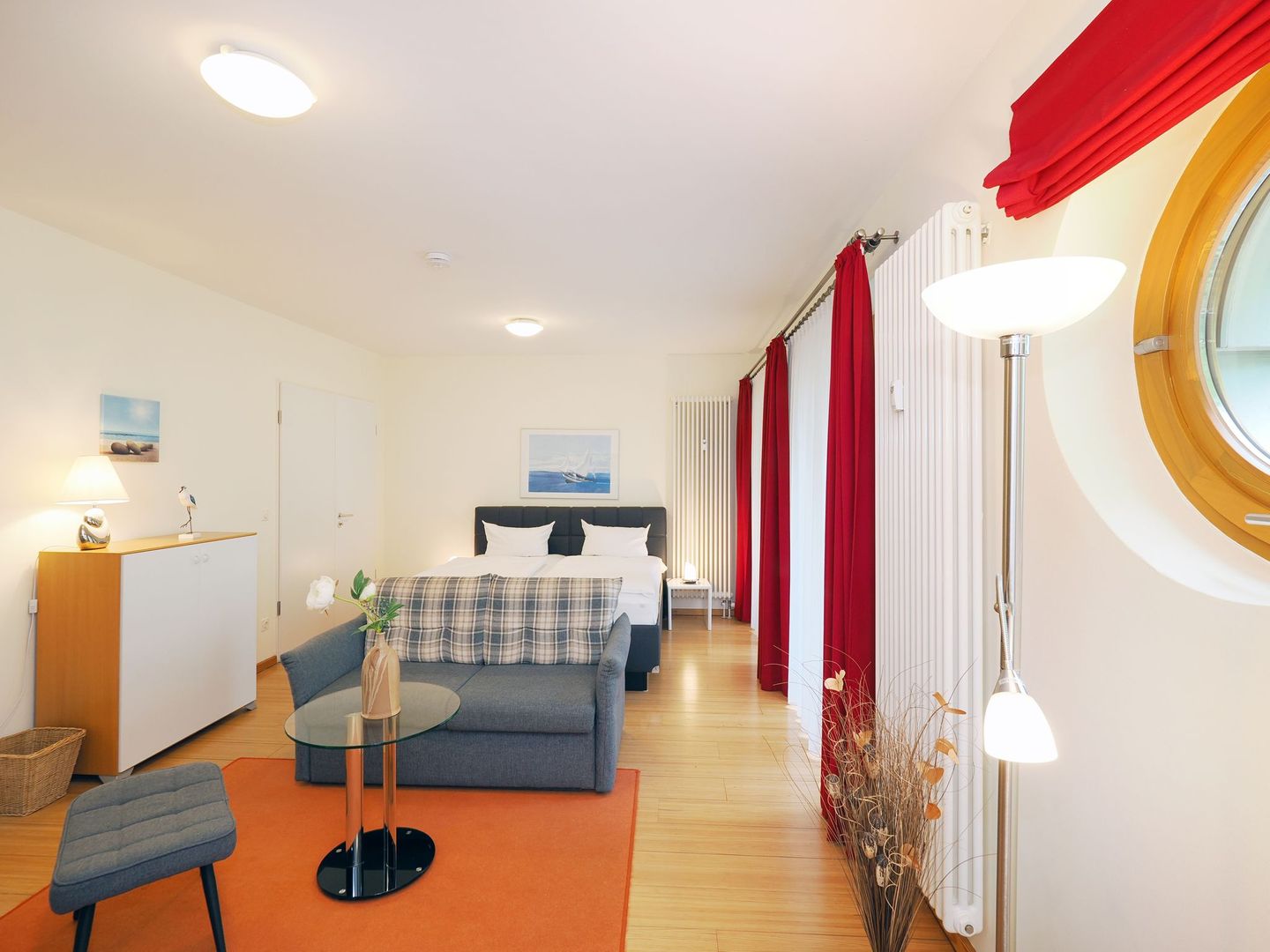 Kaiservillen Heringsdorf 1-Raum-Ferienwohnung mit Terrasse (DG23) Insel Usedom - Wohnzimmer