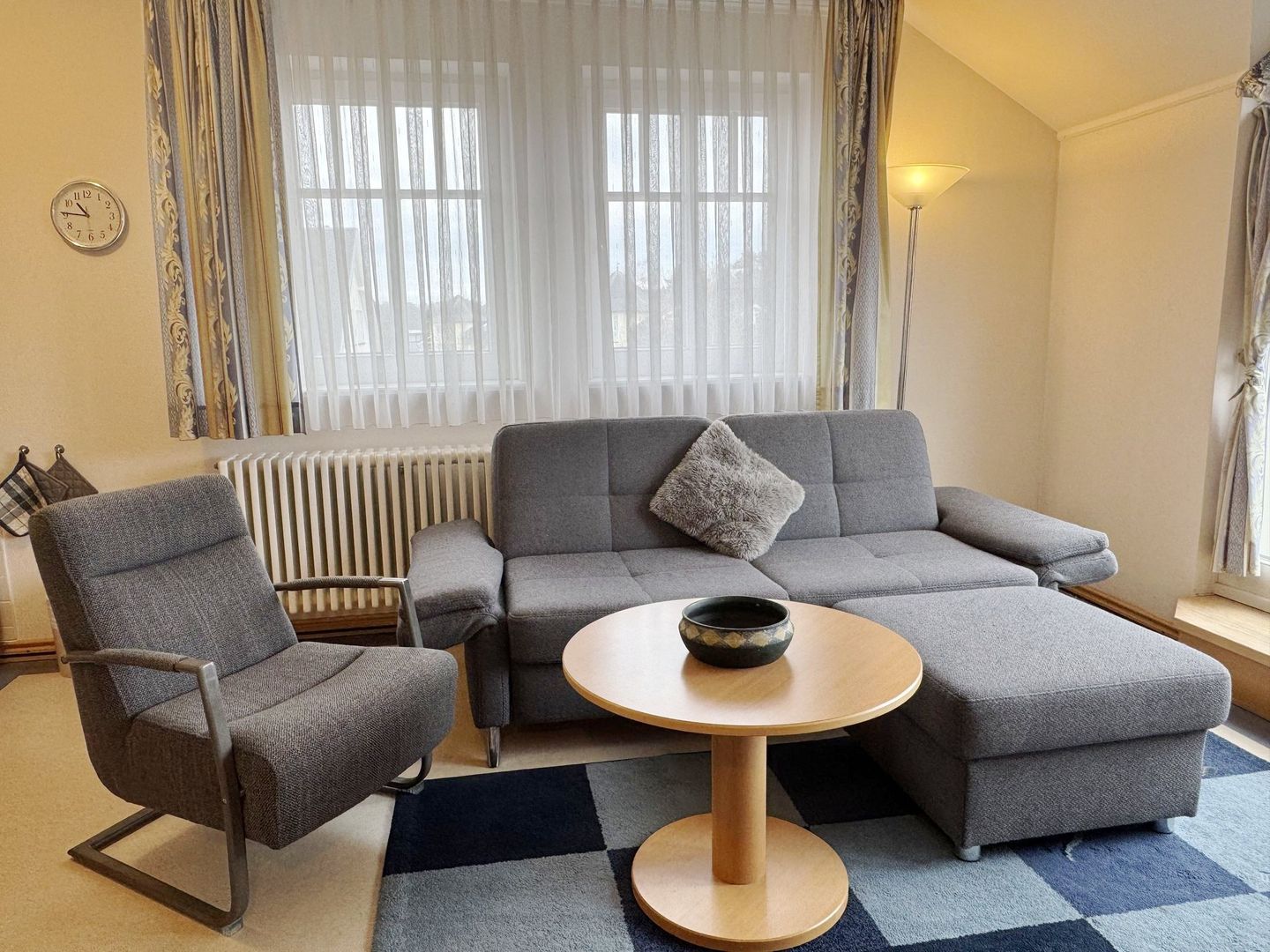 Dünenpark Binz Komfort Ferienwohnung mit 1 Schlafzimmer und Balkon im Dachgeschoss (186) Insel Rügen - Wohnzimmer