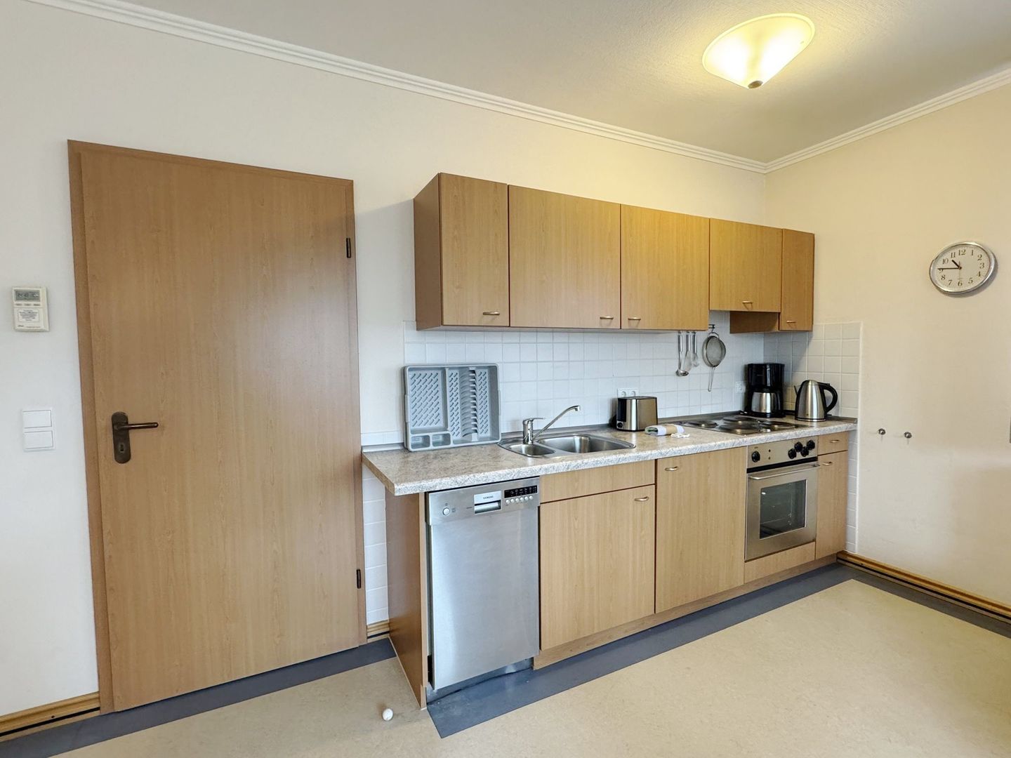 Dünenpark Binz Komfort Ferienwohnung mit 1 Schlafzimmer und Balkon im Dachgeschoss (186) Insel Rügen - Küche / Küchenzeile