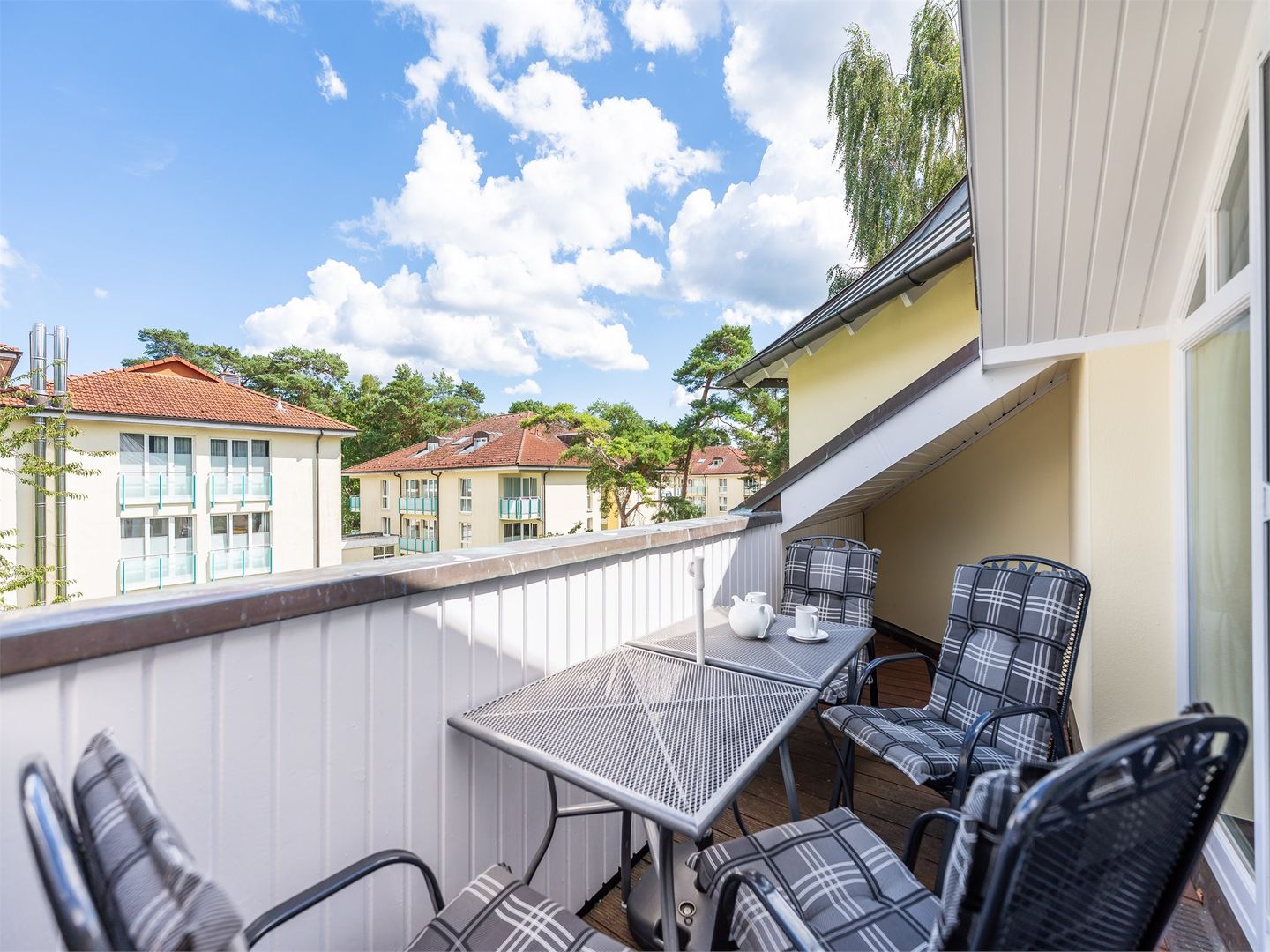 Dünenpark Binz Komfort Ferienwohnung mit 1 Schlafzimmer und Balkon im Dachgeschoss (197) Insel Rügen - Balkon