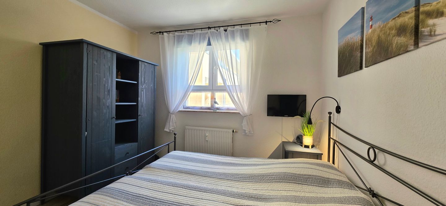 Ferienwohnung i26 Graal-Müritz - Schlafzimmer