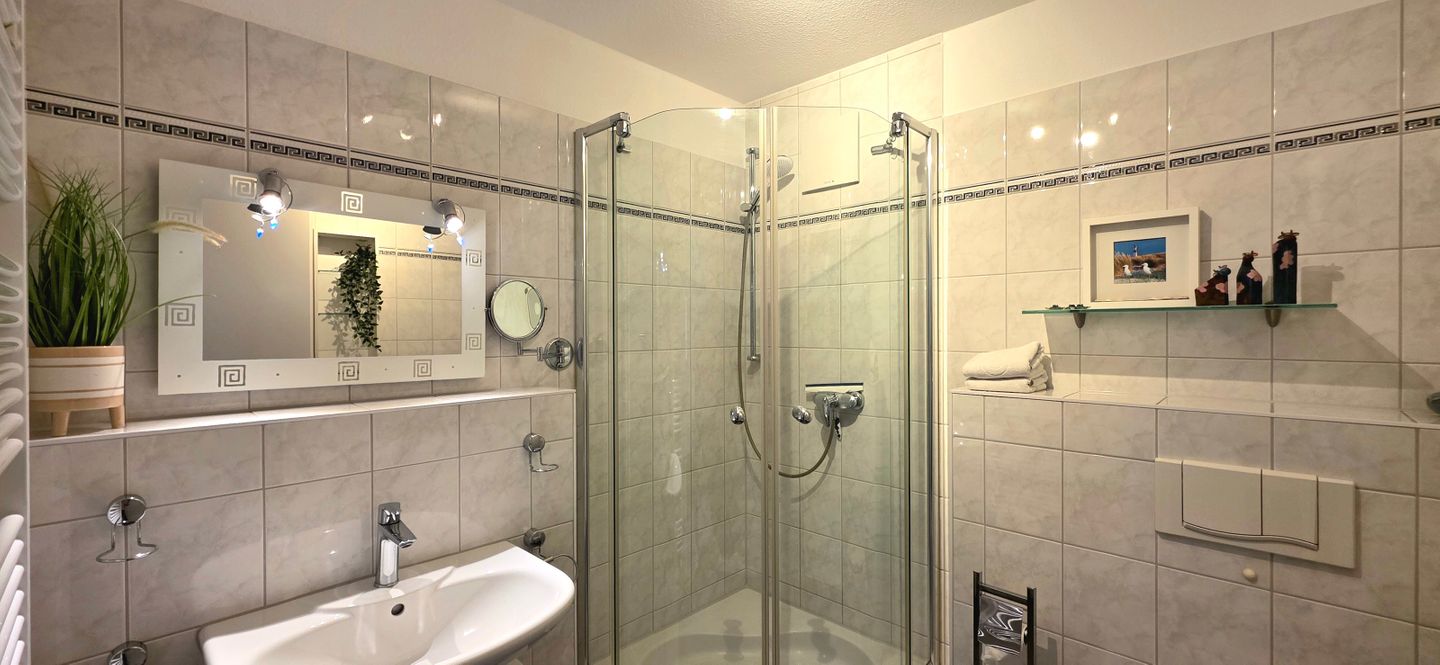  Ferienwohnung i38 Graal-Müritz - Badezimmer
