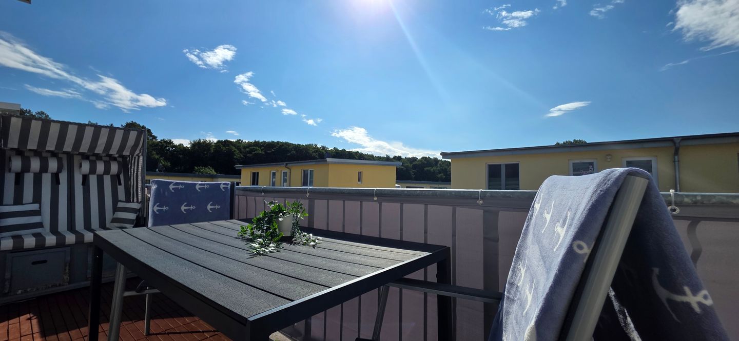  Ferienwohnung KWU 10 OG - "Küstenoase" Graal-Müritz Küstenwald - Balkon
