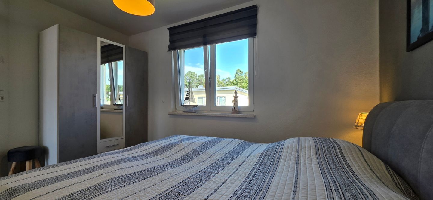  Ferienwohnung KWU 10 OG - "Küstenoase" Graal-Müritz Küstenwald - Schlafzimmer